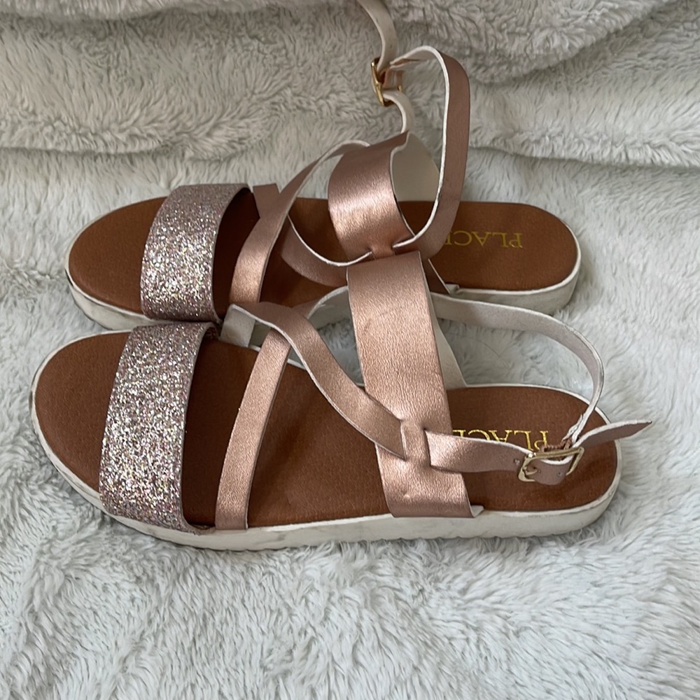 Girls Sandals - Picture 2 of 3